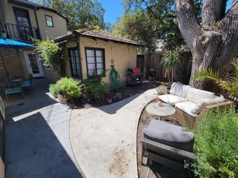 Midtown Palo Alto room in large town house 3