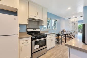 Cozy Studio House (1b1b) for Rent in RWC From Dec 13 2