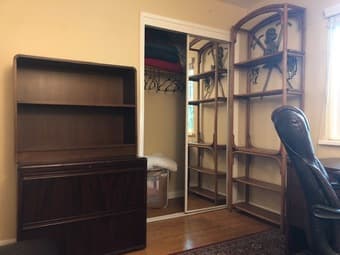 House located within minutes of downtown Palo Alto (1.2 mi), Menlo 1