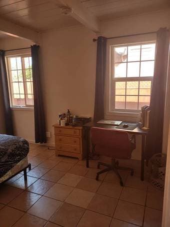 A bigger furnished room is available for renting from Dec.15th, 2024 1