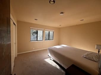 1 bedroom 10mins to campus surround by trees + half study with addl$ 1