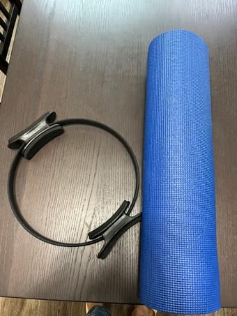 workout stuff (small dumbell set + pilates ring + yoga met) 1
