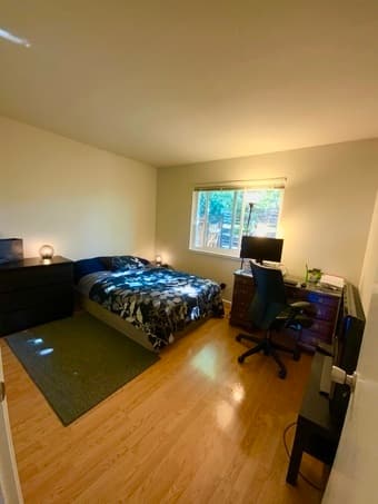 1 bedroon in 2Bed/1 Bath Apt in Palo Alto- 1750-utilities included. 1