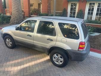 Ford Escape 2006 - Clean Title 3