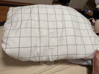 Comforter+pillows 3