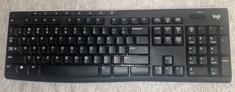Selling Logitech Wireless Keyboard 1