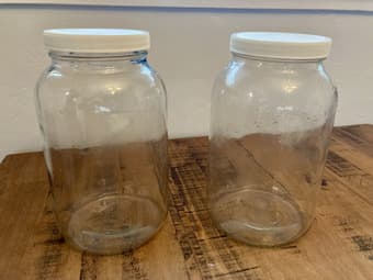 Kombucha kit (2 glass jars, 3 glass bottles with swing-tops, scoby) 3