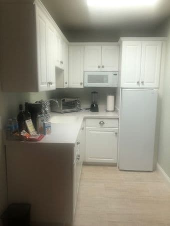 Rare Furnished Apartment with Private Balcony in Heart of Palo Alto 3