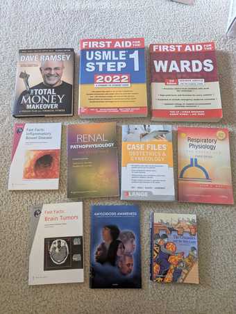 Moving sale - Everything must go 1