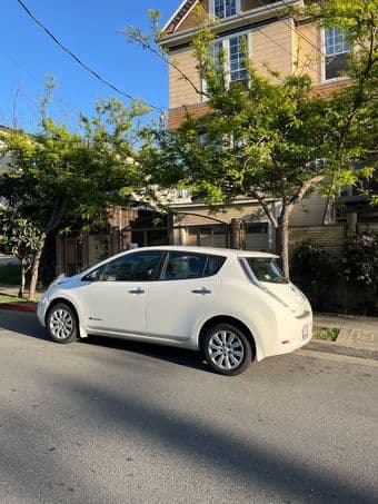 2015 Nissan Leaf 2