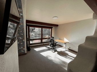 1 bedroom 10mins to campus surround by trees + half study with addl 2
