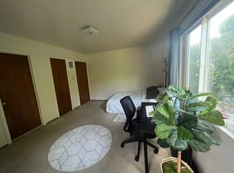 [Female Only] Master bedroom w/ Bathroom, Menlo Park, Start 05/01 1