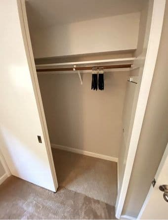 Private room for rent in upscale Redwood City apartment 3