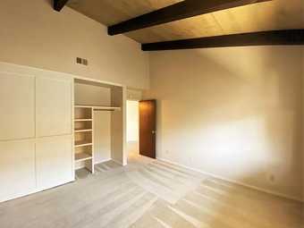 Room Available in 3B2B Apartment – Mountain View (Female Preferred) - 3