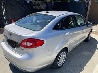Ford Fiesta 5000 1