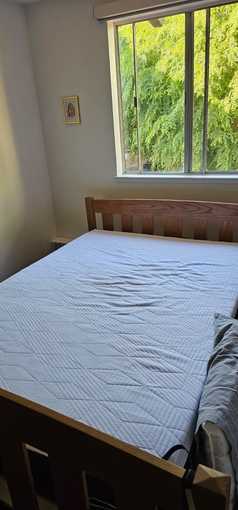 Lightly used gel memory foam full size mattress for sale 1