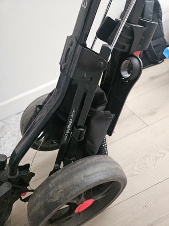 Excerllen golf cart of Caddytek 2