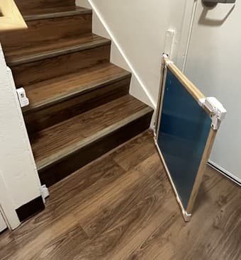Solid Lock Wall-Mounted Baby Gate 1