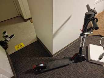 Gotrax XR Ultra (Kryptonite lock and helmet included) 2