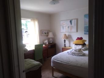 Private room in 4 br. West Redwood City house 1