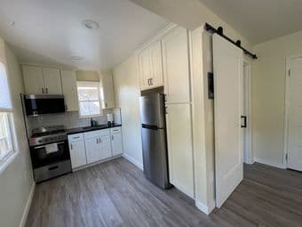 1BR Apartment for Rent – Downtown Palo Alto 3