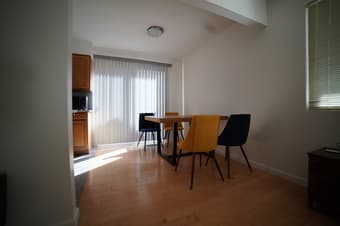 3bed/2bath downtown PA - $5,600 2