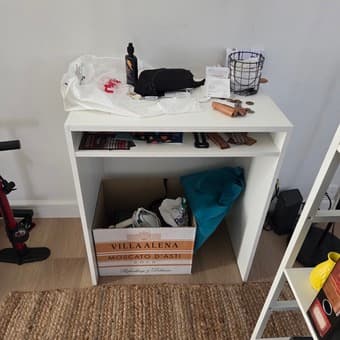 Computer desk 1