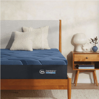 Mattress (queen, used < 8 months, great condition) 1