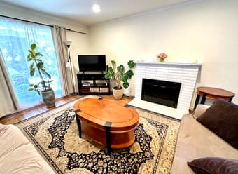 One furnished bedroom in East Palo Alto available on 7/14/2025 1