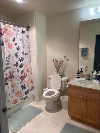 Spacious 1B1B in 2B2B apartment in Avalon Mission Bay SF from Sep 2