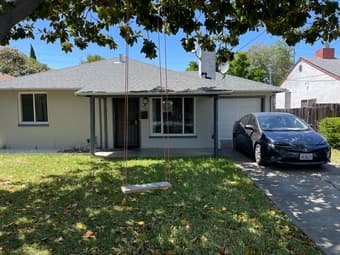 Room available in 2 bedrm house in Menlo Pk(20 min bike from campus) 1