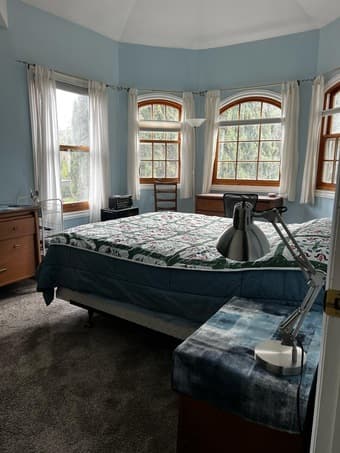 Amazing one-bedroom available in a 4br house-$1350 (Female only) 2