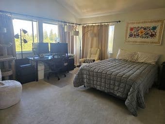 Private 1b/1b close to Stanford, Tesla 3