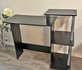 Black computer desk 1