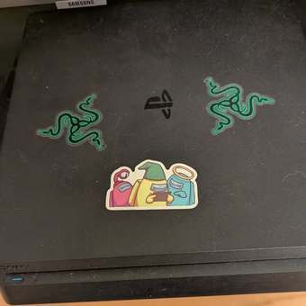 PS4 Pro 1TB 1