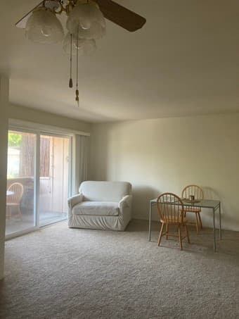 $1430 Bedroom in 2 bed 1 bath Apartment Downtown Menlo Park 2