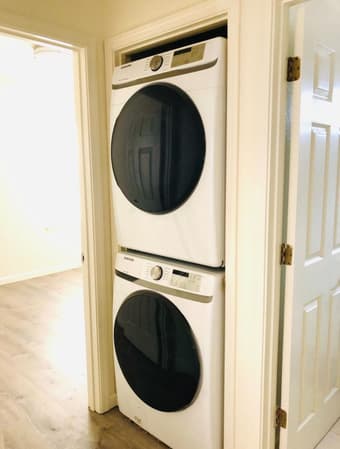 Looking for 2 Roommates – Palo Alto (Near Stanford Research Park) 3