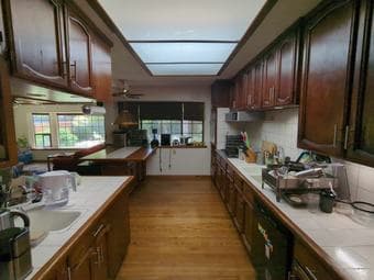 ISO New Housemate - 11 x 14 Bedroom w/ Shared Full Bath - Los Altos 3