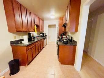 【Palo Alto 94306】【Close to campus 2B1B Apt】【 available 9/3】 1