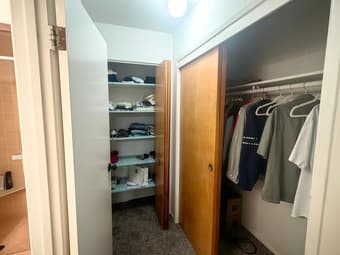 Palo Alto Curtner Ave Master Bedroom in 2B2B 2
