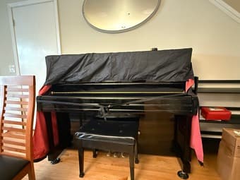 U1 PE Yamaha Acoustic Piano 1