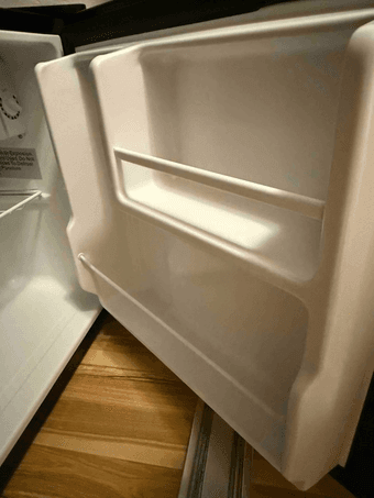 Like New Midea fridge $100 3