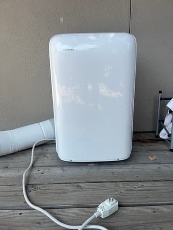 Toshiba Portable Air Conditioner 2