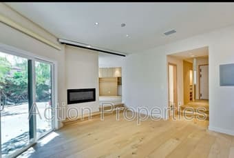 Room available immediately in MV 3B House 2