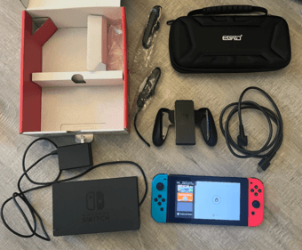 Nintendo Switch Gen 1 (whole set) + Case! 1