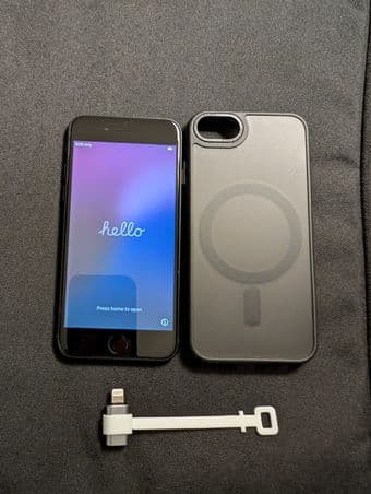 iPhone SE, Latest generation, Unlocked, Mint condition 2
