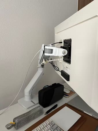 LG 5K UltraWide Monitor 2