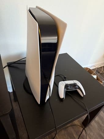 PlayStation 5 Console (PS5) Disk version + DualSense™ wireless control 1