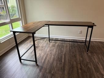 Desk 2