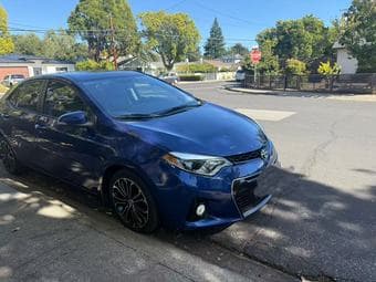 2015 Toyota corola "S plus"- excellent condition 2